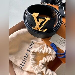 LV INITIALES 30MM REVERSIBLE - 80CM